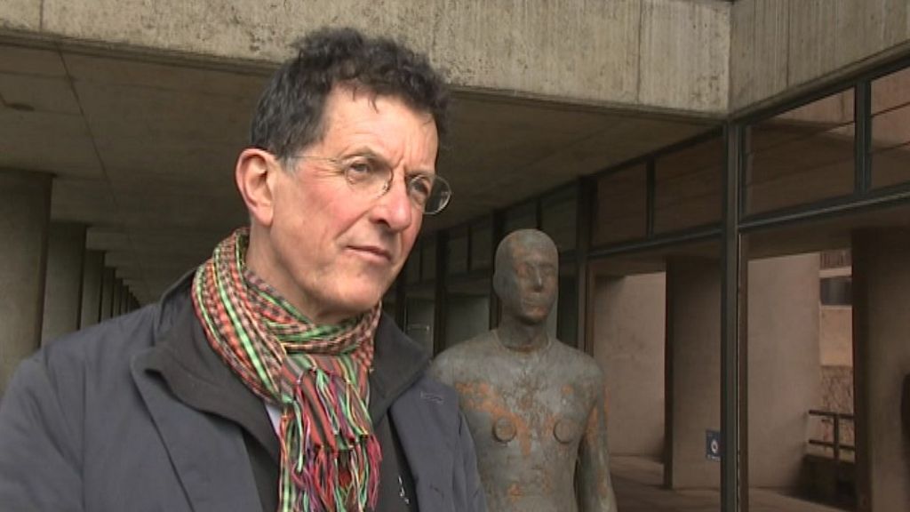 UEA art installation 'nothing to do with suicide', Gormley - BBC News