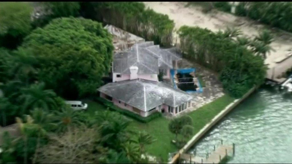 Drug baron Pablo Escobar's Miami mansion demolished - BBC News