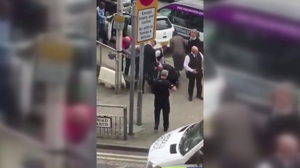 Machete arrest in Cardiff city centre motorists' row