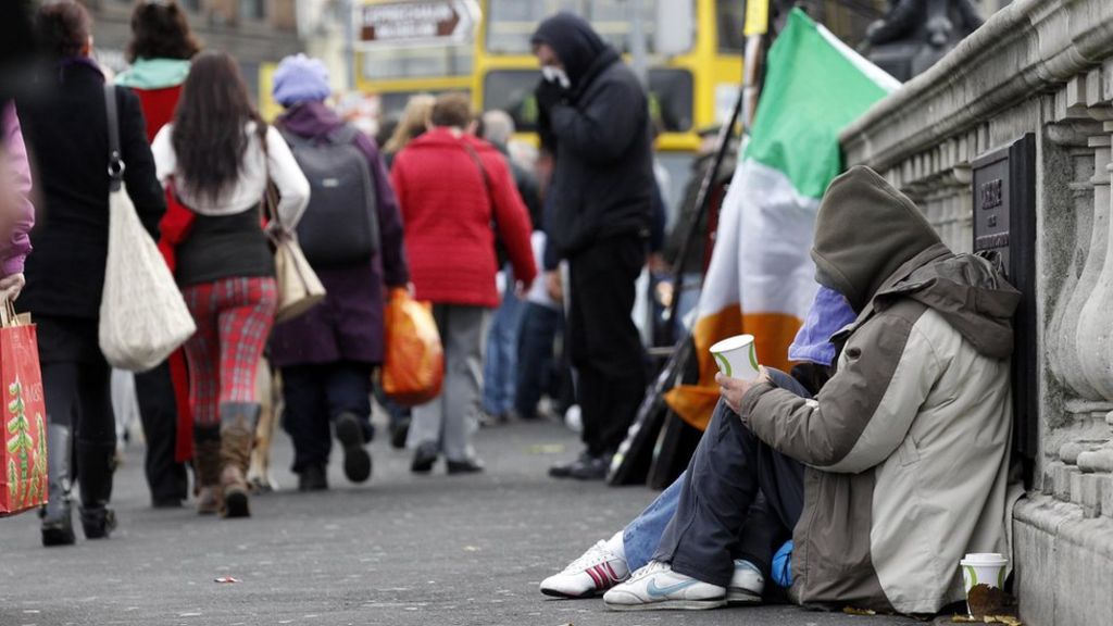 Homeless families 'told to sleep in Garda stations'
