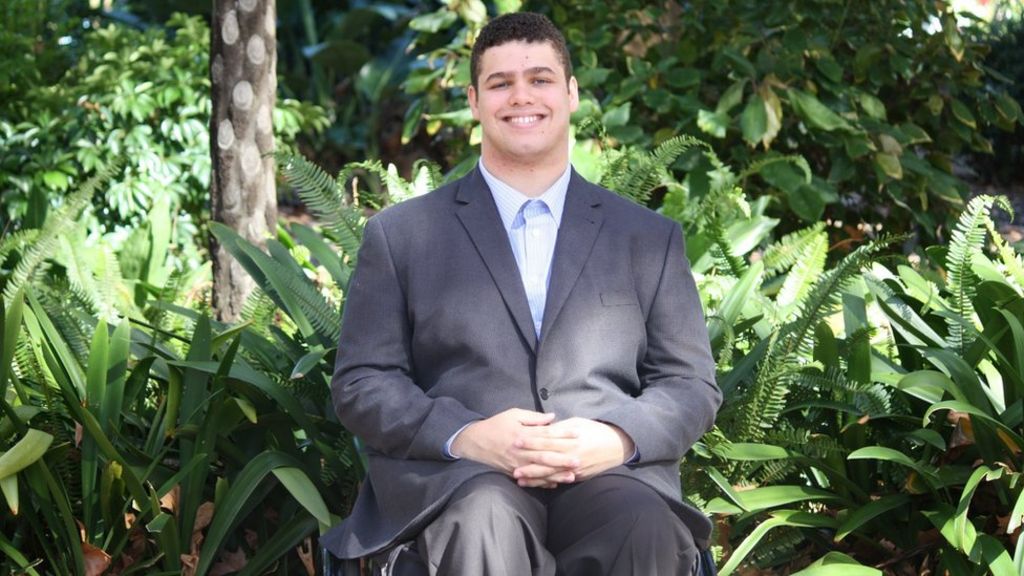 Student likely to become Australia's youngest senator