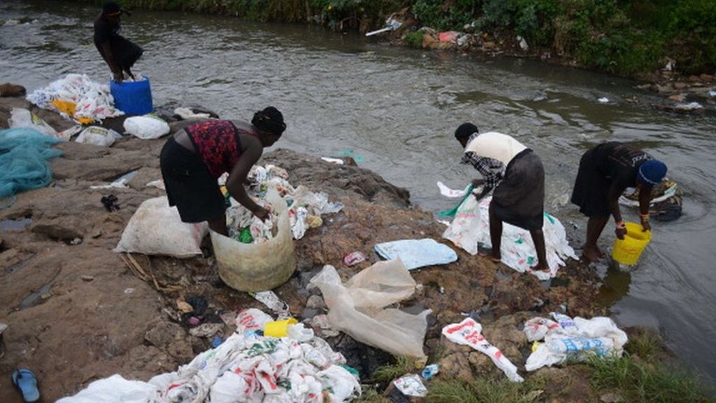 Kenya Plastic Bag Ban Comes Into Force After Years Of Delays – BBC News