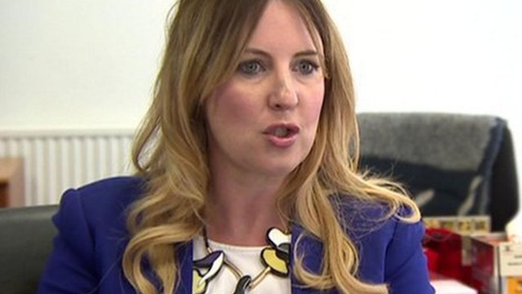 'Yah-boo politics' makes it harder to get women involved