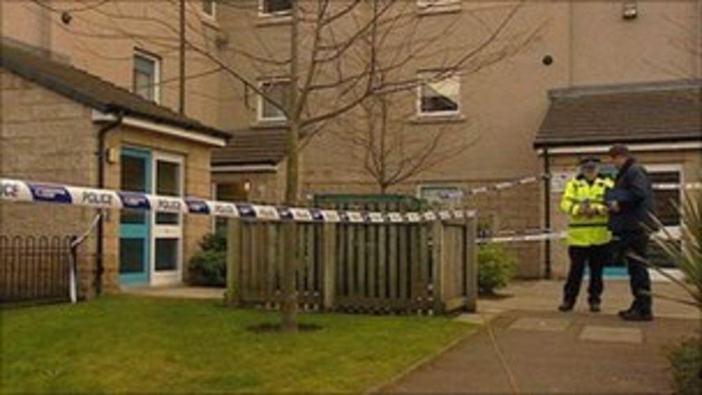 Man in court over murder in Edinburgh flat BBC News