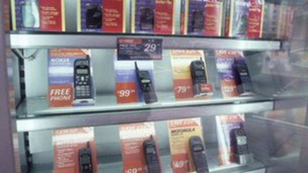 More mobiles than humans in 2012, says Cisco BBC News