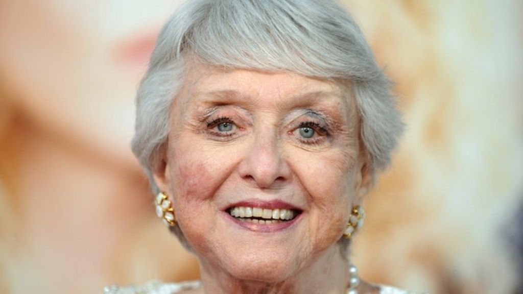 Американская актриса исполнившая. Селеста холм актриса. Американские актрисы в возрасте. Американская актриса 87 лет. Знаменитые актрисы в возрасте старше 70 лет.