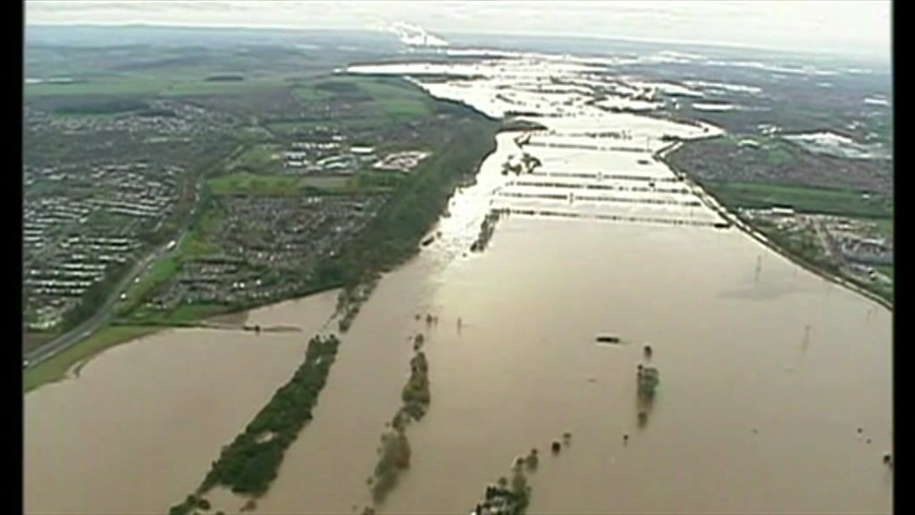 River Trent flood defence scheme to open in Nottingham BBC News