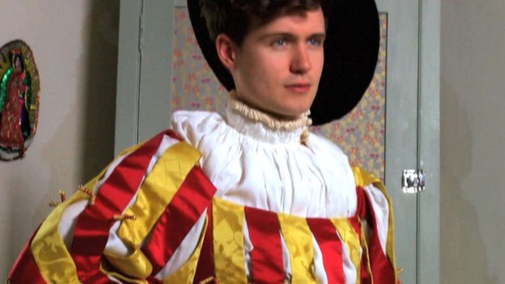 Fashion The accountant who created the first book of fashion BBC News