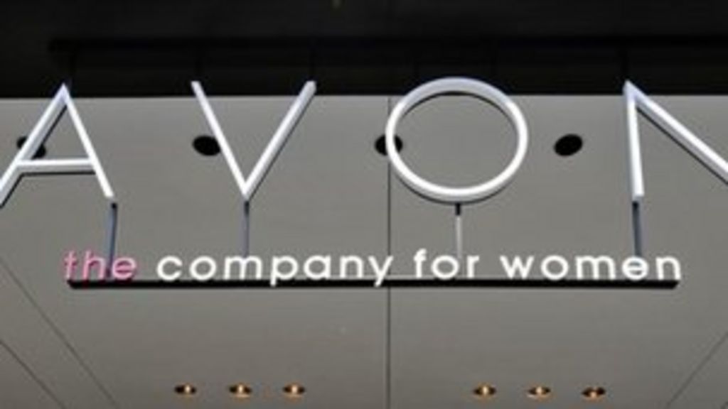 Avon to close its French operations