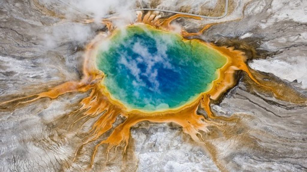 Supervolcano eruption mystery solved - BBC News