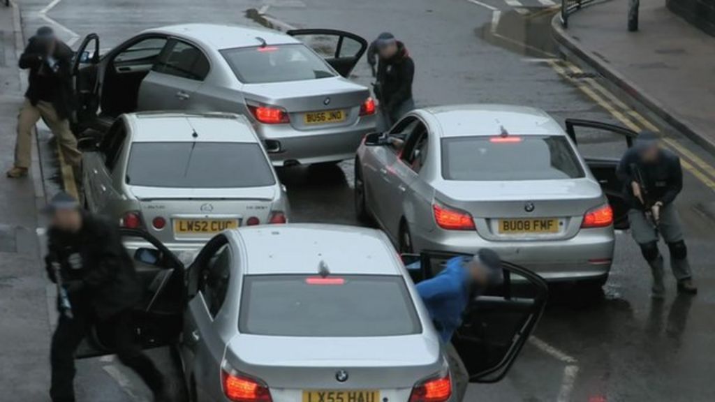 Inside the Metropolitan Police’s elite firearms unit BBC News