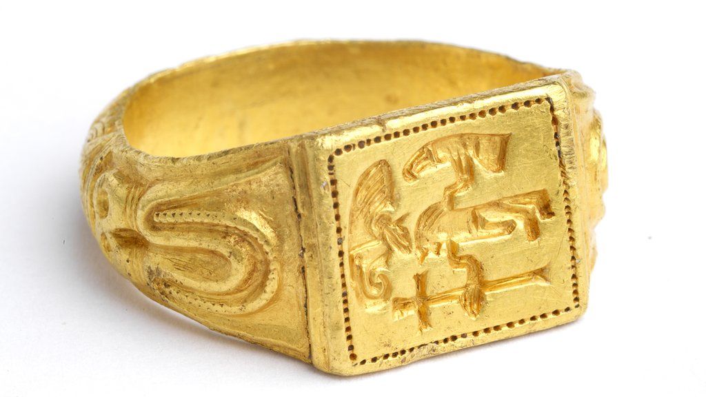 Essex treasure to go on display after £60,000 raised - BBC News