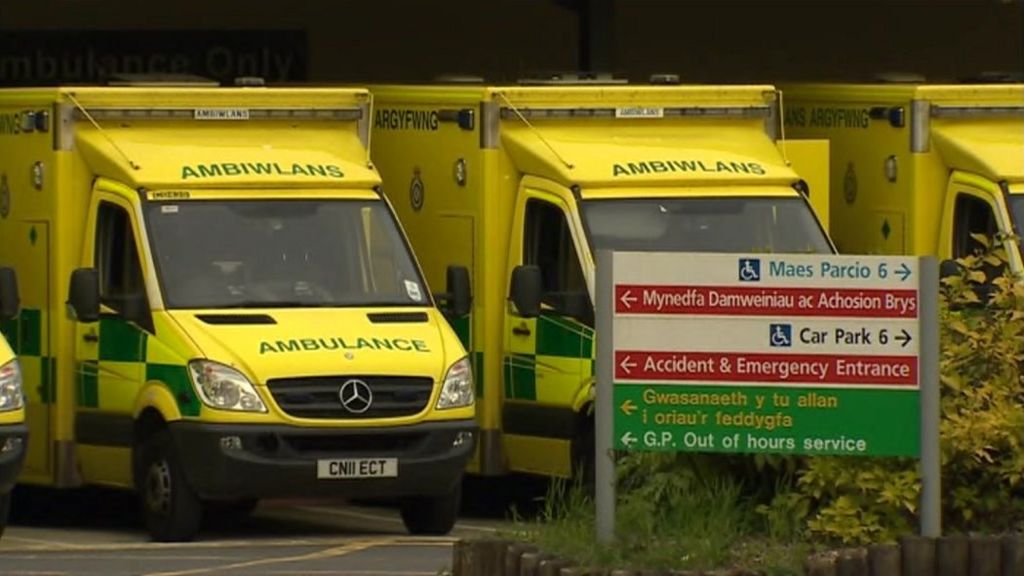 Woman dies in ambulance at Morriston Hospital A&E queue BBC News