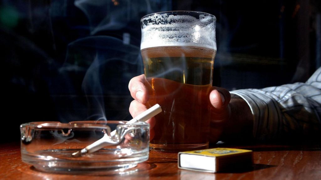 Duty on beer and cigarettes goes up in deficit-ending budget - BBC News