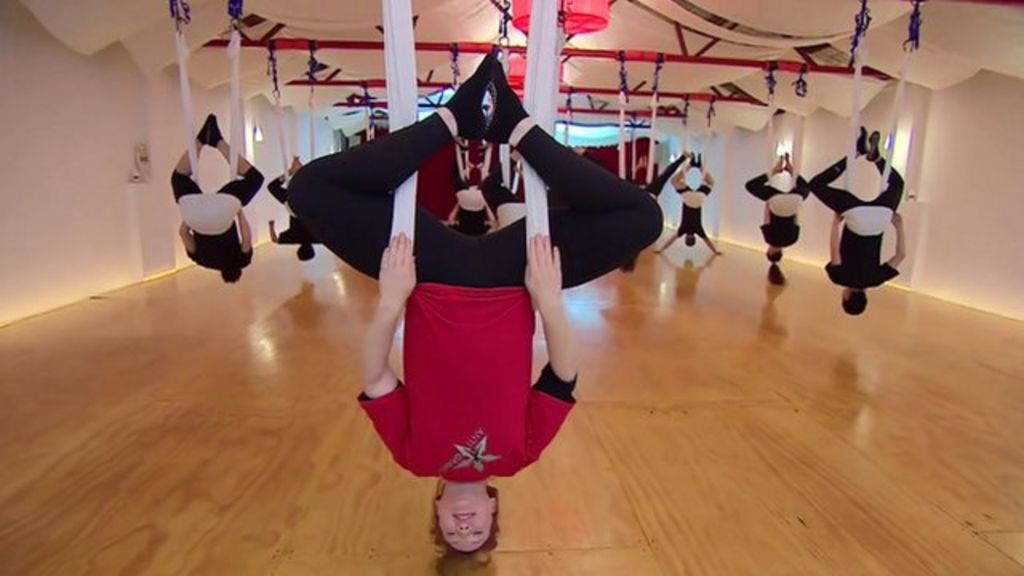 Why upsidedown yoga is catching on in Australia BBC News