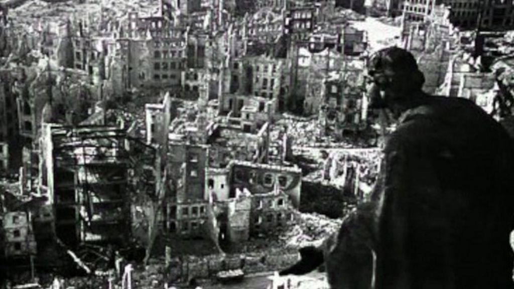 Dresden bombing marked 70 years on - BBC News