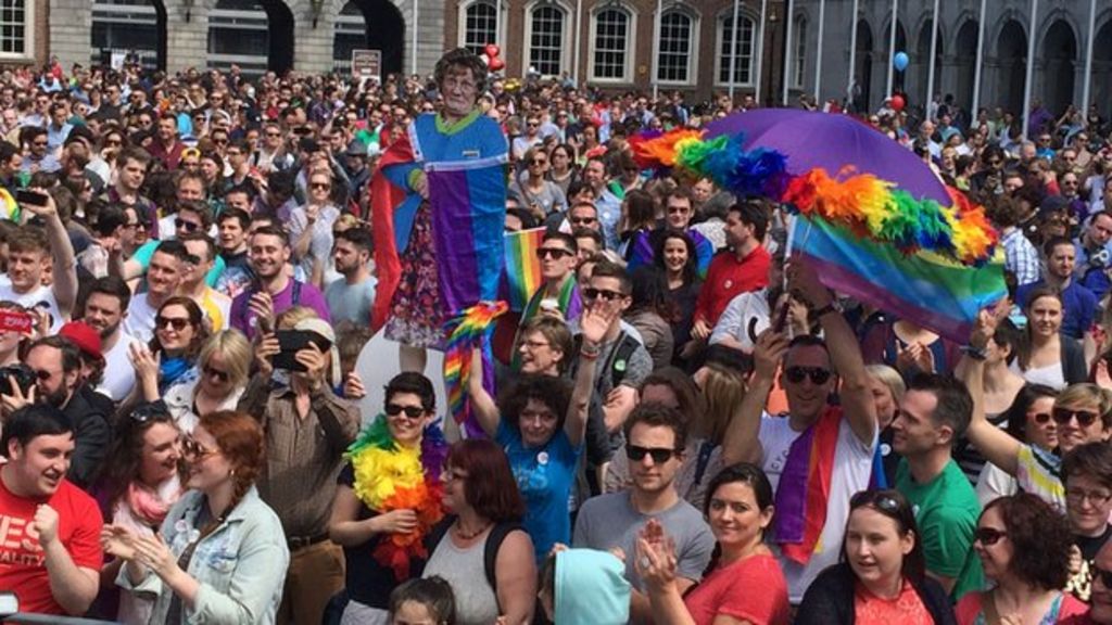 Ireland Same Sex Referendum Set To Approve Gay Marriage Bbc News 8319