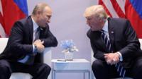 Бул мыйзам долбоорун иштеп чыгууга Дональд Трамптын Владимир Путин менен “жакшы келишим” түзүп, Орусия менен мамилени оңдоого даярдыгы тууралуу бүдөмүк билдирүүсү себеп болду.