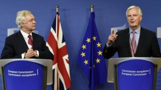 Brexit Secretary David Davis and Michel Barnier, the European Commission's chief negotiator