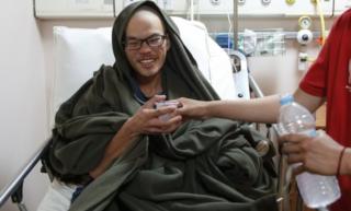 Rescued Taiwanese trekker Liang Sheng Yueh being treated at Grandee International Hospital in Kathmandu, Nepal, 26 April 2017.