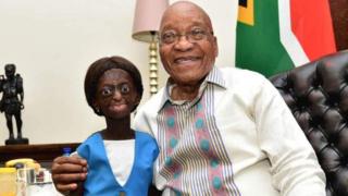 Mlle Phalatse reçue dans le bureau du Président Zuma