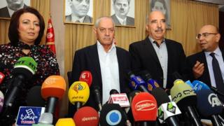 今年のノーベル平和賞を受賞したチュニジアの国民対話組織のメンバー(写真は2013年)
