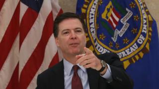 ジェイムズ・コーミーFBI長官は、司法省は政治的に中立でないとならないと主張してきた。写真は2015年3月。