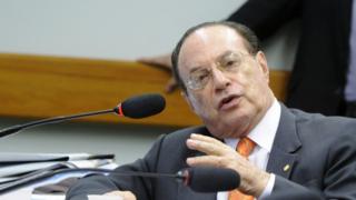 Paulo Maluf em reunião da CCJ em 11 de novembro de 2015