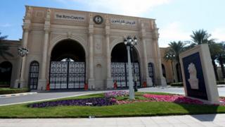 بازداشتیان در طرح مقابله با فساد در عربستان در هتل ریتز کارلتون نگهداری میشوند