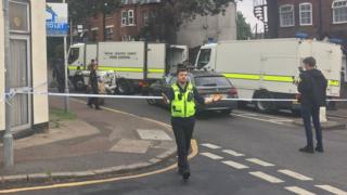 Bomb disposal team on a closed-off street in Luton.