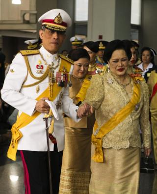 รัชกาลที่ 9 และ