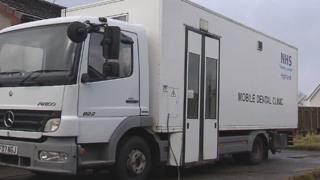 Dentist van