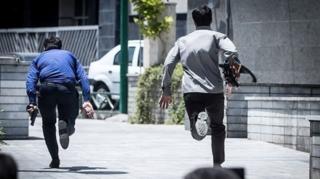 د پارلمان شاوخوا کې امنیتي سرتېري