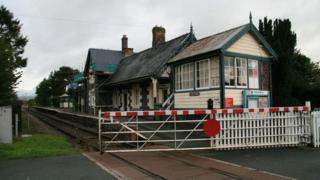 Caersws railway station