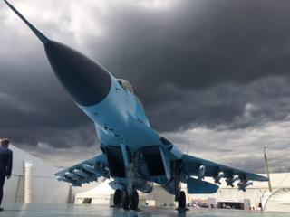 Самолет