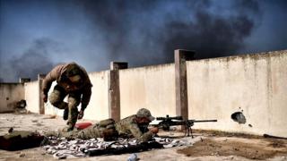 Francotirador en Mosul