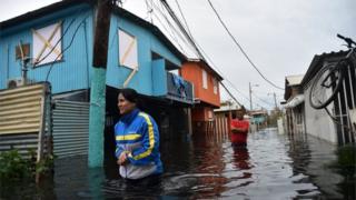 Umuyaga wa Maria wateye imyuzure yasenye amazu menshi mur Puerto Rico unangiza ibikorwaremezo by'amashanyarazi