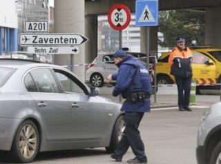 Umutekano uracungerewe cane hanze y'ikibuga c'indege ca Zaventem