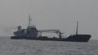 Ubwato bwanyurujwe bwaja Mogadishio