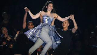 Lorde at the VMAs