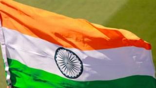 திரையரங்குகளில் தேசிய கீதம் கட்டாயமில்லை: உச்ச நீதிமன்றம்