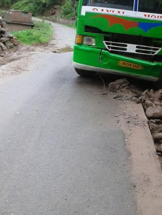 जम्मू, बस