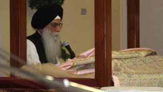 Ceremonia dominical en la gurdwara