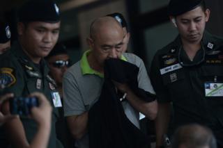 จุมพล มั่นหมาย, ถอดยศ, อดีตรองผู้บัญชาการตำรวจแห่งชาติ, อดีตรองเลขาธิการสำนักพระราชวัง, บุกรุกป่าทับลาน, พล.ต.ต., พงษ์เดช พรหมมิจิตร, ลงโทษ, จำคุก, 3 ปี ไม่รอลงอาญา
