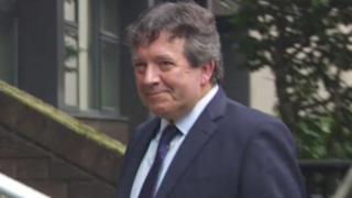 Dr Stephen Frost