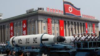 Míssil Pukkuksong em desfile militar neste sábado em Pyongyang