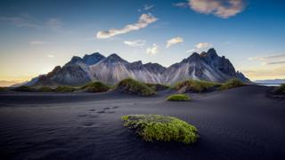 Mountain Views - Richard Hurst / www.igpoty.com