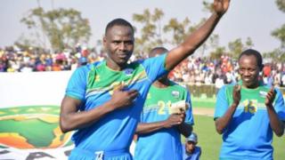 Umukinyi Ndikumana Hamad azwi kw'izina rya "Katauti"(i mbere)