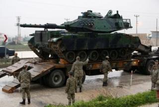 Reyhanlı yaxınlığına göndərilən bir tank