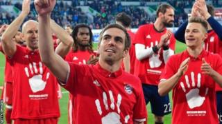 Kabtanka kooxda, Philipp Lahm, wuxuu wax ka qaaday 9 horyaal.